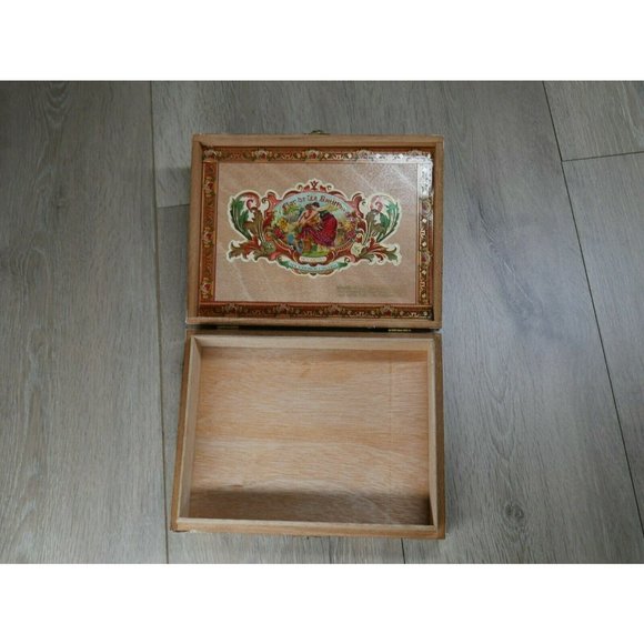 Flor de las Anitllas Sun Grown - My Father Cigars Box - Picture 3 of 6